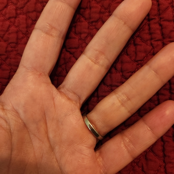 Lady Remington Silver Tone and Clear Crystal Stone Ring Size 7 - Picture 5 of 7